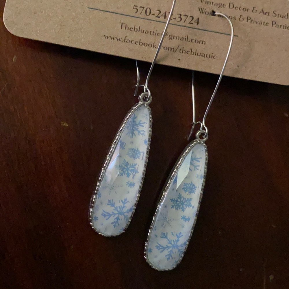 Silver snowflake earrings